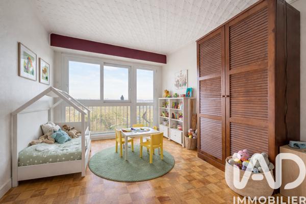 Appartement à vendre 5 pièces 91 m² Boussy-Saint-Antoine