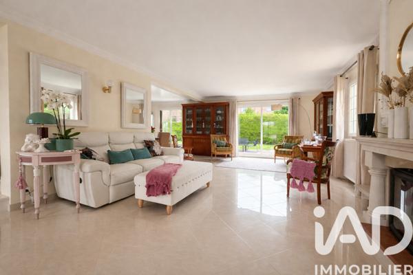 Maison à vendre 8 pièces 258,25 m² Forges-les-Bains