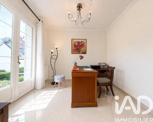 Maison à vendre 8 pièces 258,25 m² Forges-les-Bains