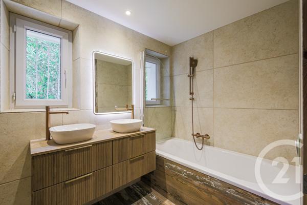 Maison à vendre  4 pièces - 123 m2 CLAIX - 38