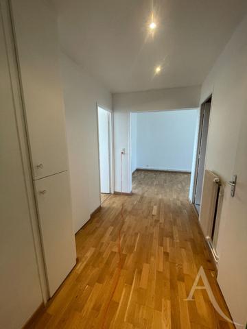 Appartement T3 rénové - Quartier Hôpital