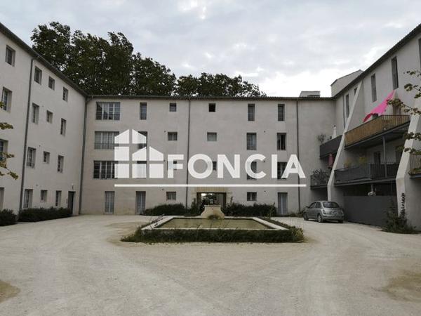 Location Studio 38.4 m² - 70 AVENUE FRANCOIS LASCOUR Le Pontet 84130