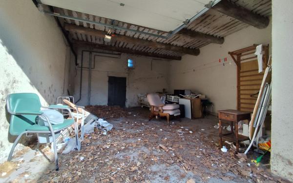 Maison à vendre    5 pièces • 170 m2 Caumont-sur-Durance