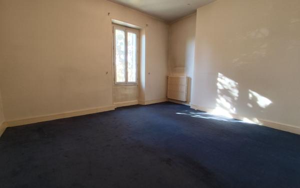 Maison à vendre    5 pièces • 170 m2 Caumont-sur-Durance