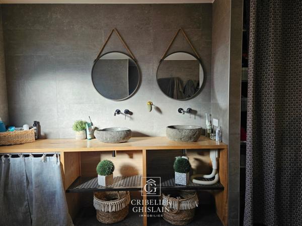 Maison à vendre 5 pièces ( 3 chambres ) 155 M2 DIVATTE SUR LOIRE (44)