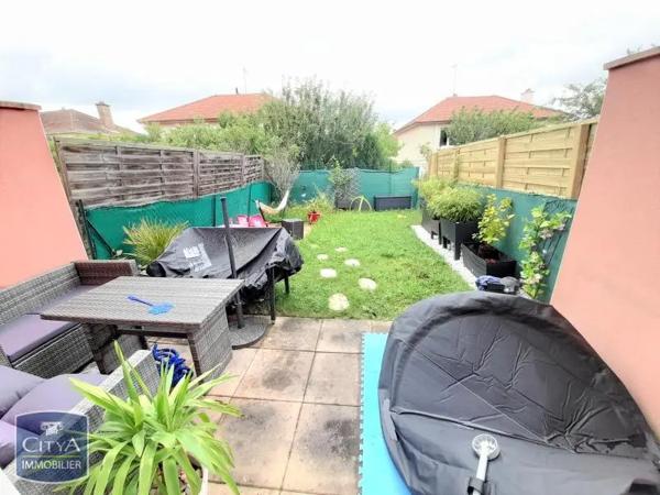 Maison à louer 3 pièces 69.99m²