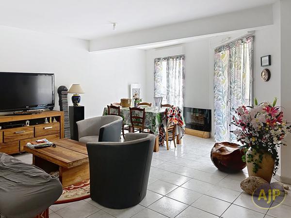 Appartement à louer Chateaubriant : 3 pièces, 73m² avec 2 chambre(s) à 690€ - AJP Immobilier Châteaubriant