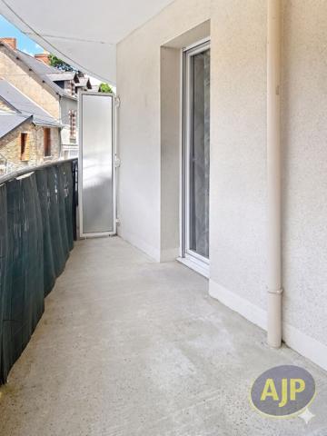 Appartement à louer Chateaubriant : 3 pièces, 73m² avec 2 chambre(s) à 690€ - AJP Immobilier Châteaubriant