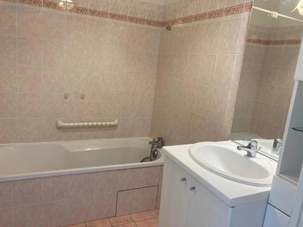 Location - Appartement Meximieux 01800 3 pièces 71 m 2