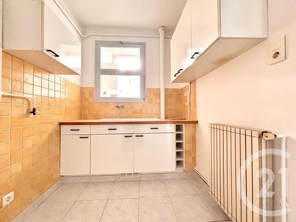 Appartement T3 à vendre  3 pièces - 55,65 m2 TOULON - 83