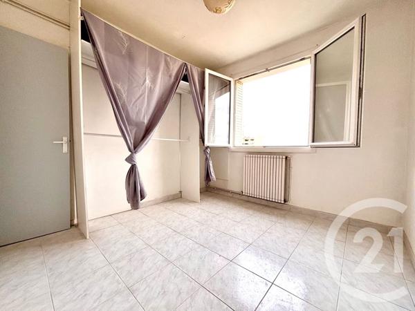 Appartement T3 à vendre  3 pièces - 55,65 m2 TOULON - 83