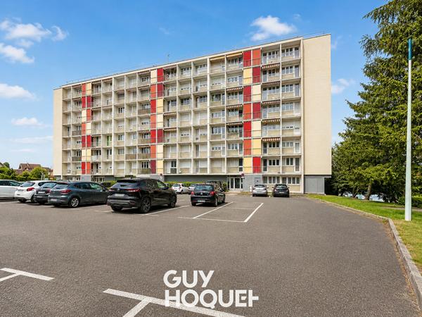 Appartement 3 Chs + 4 Balcons et Cave - 710000 MACON