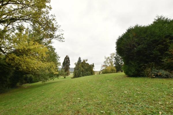 Propriété avec vue imprenable au cœur des Hautes-Côtes entre Gevrey-Chambertin et Nuits-Saint-Georges