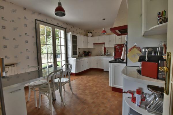 Propriété avec vue imprenable au cœur des Hautes-Côtes entre Gevrey-Chambertin et Nuits-Saint-Georges