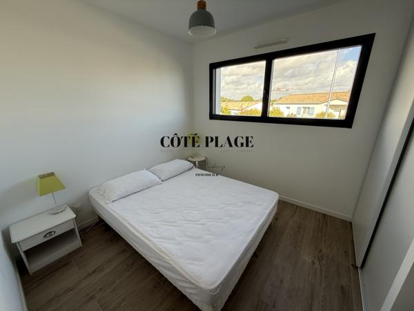 Vaux-sur-Mer (17640) VAUX SUR MER PROCHES COMMERCES MAISON RECENTE PLAIN-PIEDS 3 CHAMBRES ET SPA AUX PRIX DE 504 000 € FAI