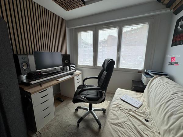 Appartement  lumineux  109 m2  4 chambres+ Balcon secteur République Beaux-Arts