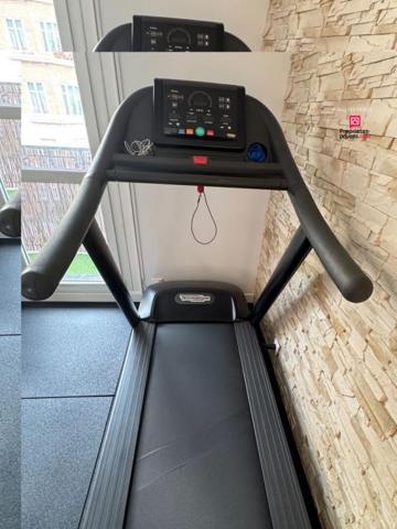 Appartement  lumineux  109 m2  4 chambres+ Balcon secteur République Beaux-Arts