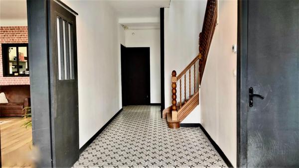 Maison de Caractère 7 pièces 275 m2 - DEPENDANCES- PISCINE