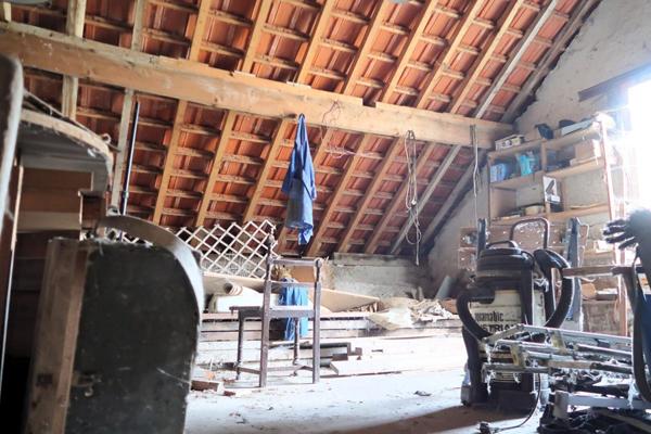 MARINES CENTRE. ENSEMBLE IMMOBILIER A RENOVER