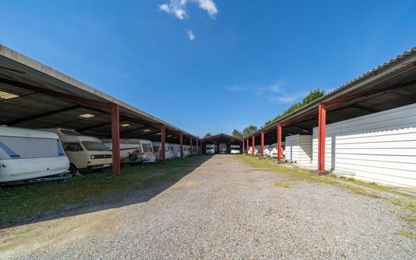 Maison à vendre    5 pièces •  Gastes