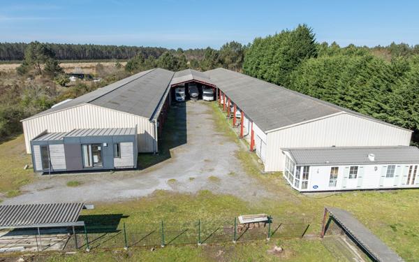 Maison à vendre    5 pièces •  Gastes