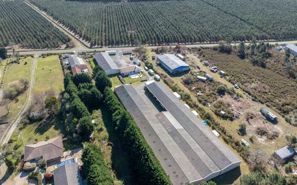 Maison à vendre    5 pièces •  Gastes