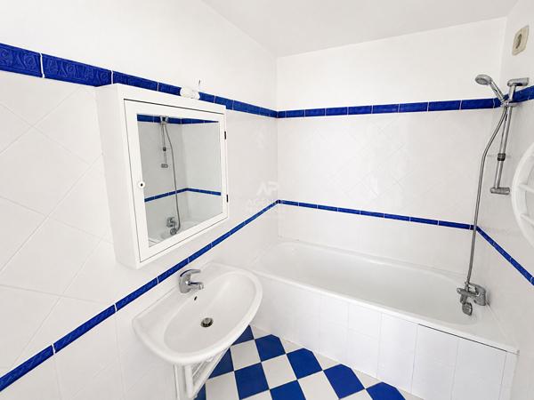 Appartement Vernouillet centre 2 pièce(s) 49 m2 160 500 € **  - Référence  1809