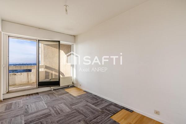 Appartement 6 Pièces avec Grande Terrasse De 57M2