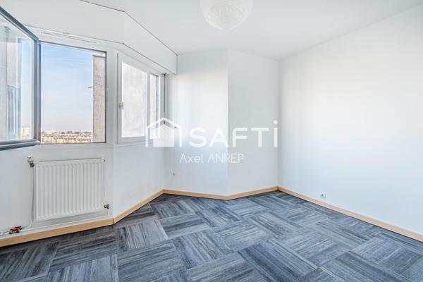 Appartement 6 Pièces avec Grande Terrasse De 57M2
