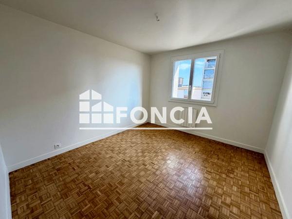 Location Appartement 3 pièces 75.85 m² - 14/16 RUE GALILEE Villeurbanne 69100