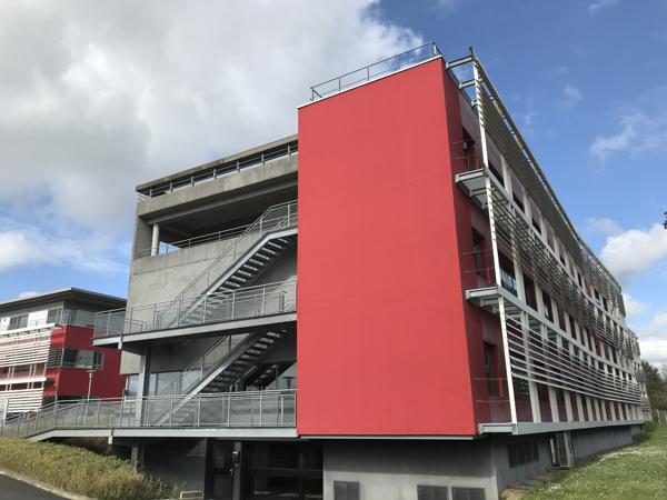 Location bureaux à Orvault 624 m2 avec excellent ratio parking