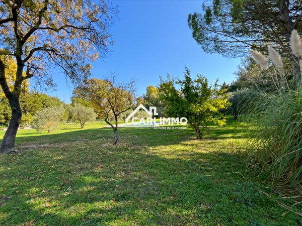 Saint-Rémy-de-Provence (13210) Villa proche de Saint-Rémy-de-Provence.