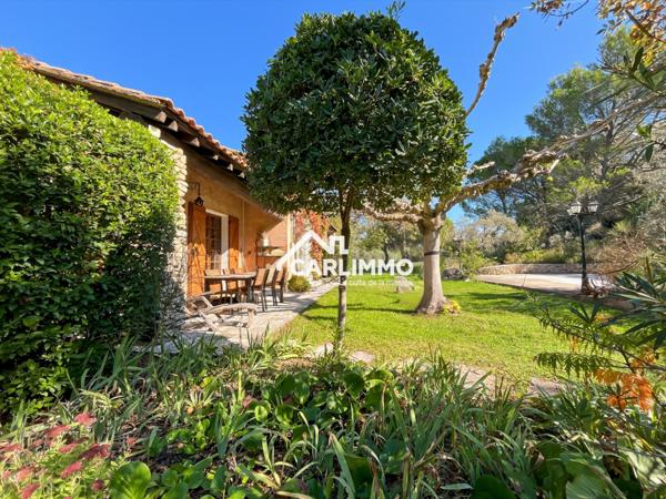 Saint-Rémy-de-Provence (13210) Villa proche de Saint-Rémy-de-Provence.