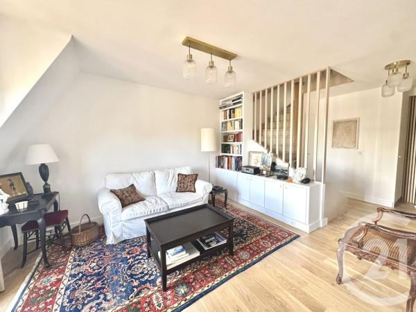 Appartement F3 à vendre  3 pièces - 60 m 2   DEAUVILLE  - 14