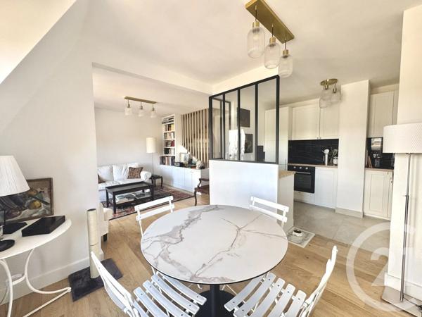 Appartement F3 à vendre  3 pièces - 60 m 2   DEAUVILLE  - 14