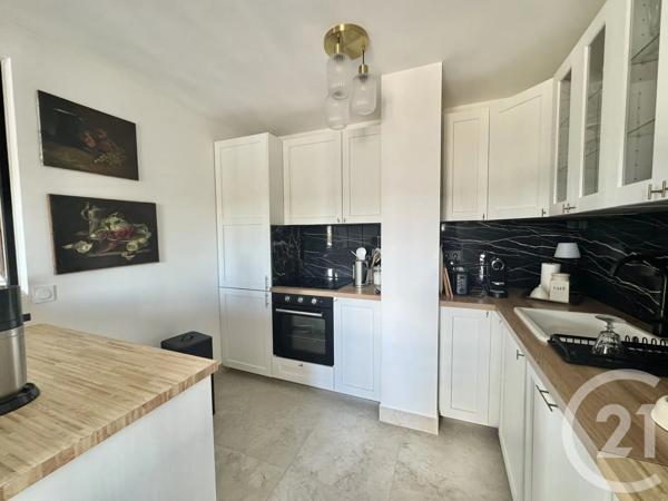 Appartement F3 à vendre  3 pièces - 60 m 2   DEAUVILLE  - 14