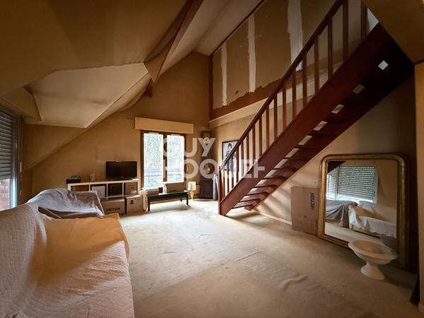 À vendre : Appartement spacieux DUPLEX de 5 pièces à Compiègne, secteur Jean Paul II