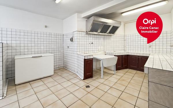 Maison à vendre    4 pièces • 179 m2 Castres