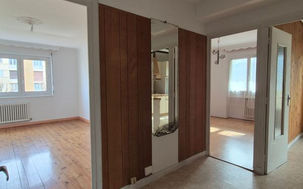 Appartement à vendre    3 pièces • 59,73 m2 Saint-Étienne