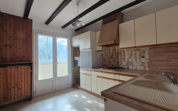 Appartement à vendre    3 pièces • 59,73 m2 Saint-Étienne