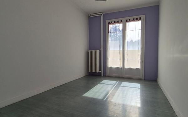 Appartement à vendre    3 pièces • 59,73 m2 Saint-Étienne