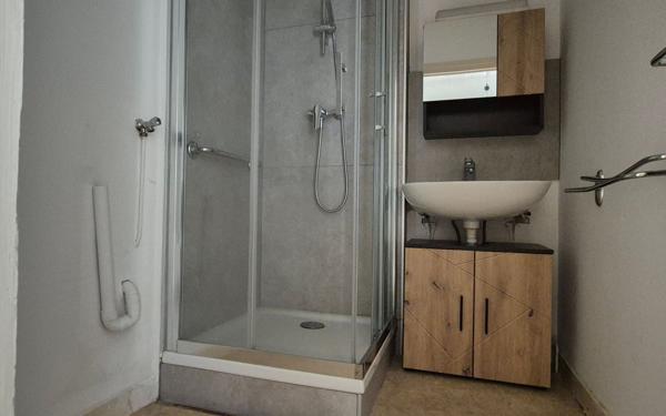 Appartement à vendre    3 pièces • 59,73 m2 Saint-Étienne