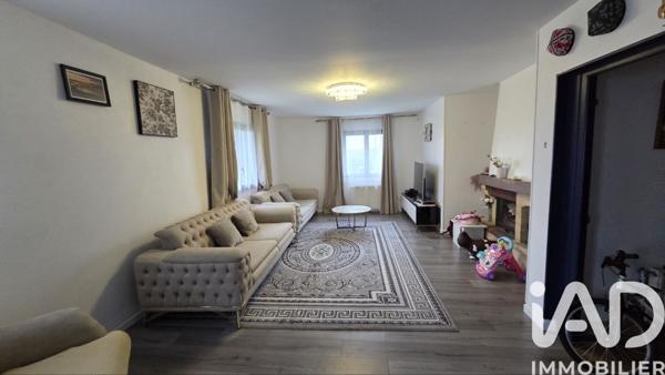 Maison à vendre 7 pièces 167 m² Montreuil-aux-Lions