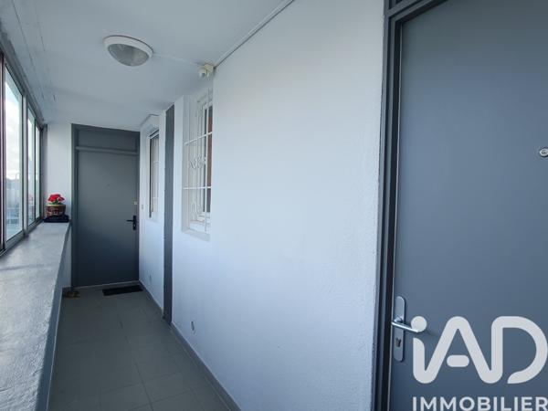 Location immeuble 3 pièces 54 m² Bagnols-sur-Cèze