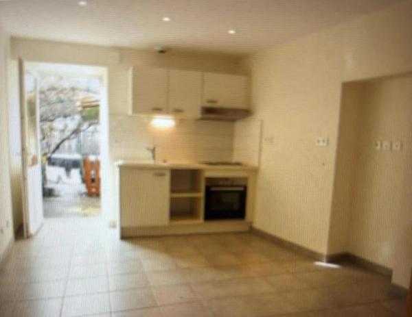 Appartement à louer à Saint-Sauveur-de-Montagut (07190)