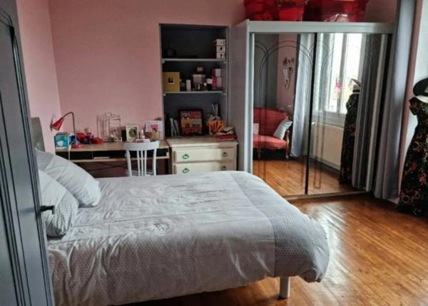 ANGOULEME Maison à vendre 6 pièces ()