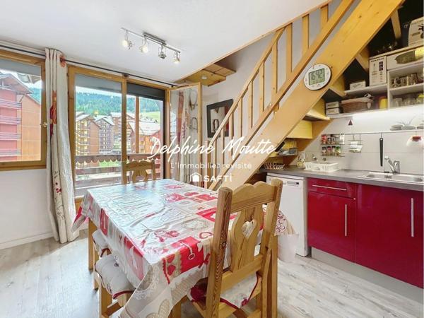 T4 en duplex - proche des pistes