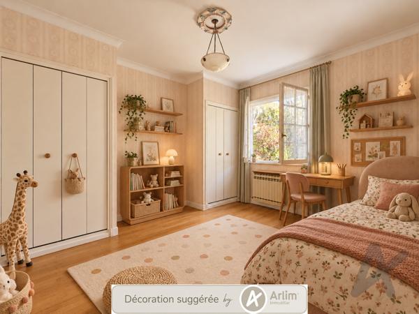 Maison traditionnelle à rénover avec grand terrain et fort potentiel