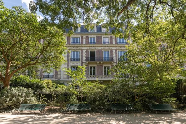 Vente Hôtel particulier Paris 8 20 Pièces 1366 m²