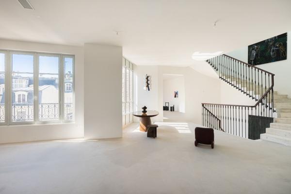 Vente Hôtel particulier Paris 8 20 Pièces 1366 m²